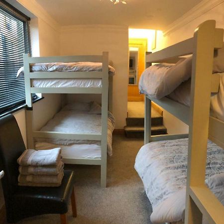 12A Main Street Kenmare Bunk Beedroom 2 Exterior photo