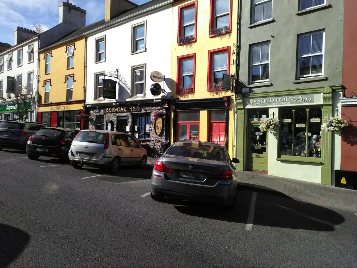 12A Main Street Kenmare Bunk Beedroom 2 Exterior photo